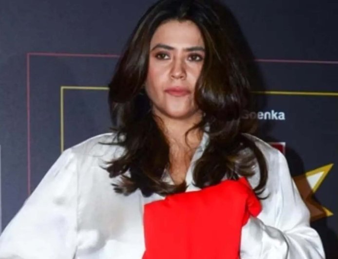 बोलीवुड फिल्म निर्मात्री एकता कपूर आतंक पर फिल्म बनायेंगी 'द टेरर रिपोर्ट'